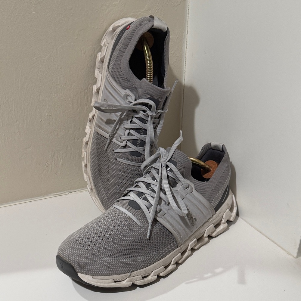 On Cloudswift Light Grey  Men’s Running Shoes Size 9.5